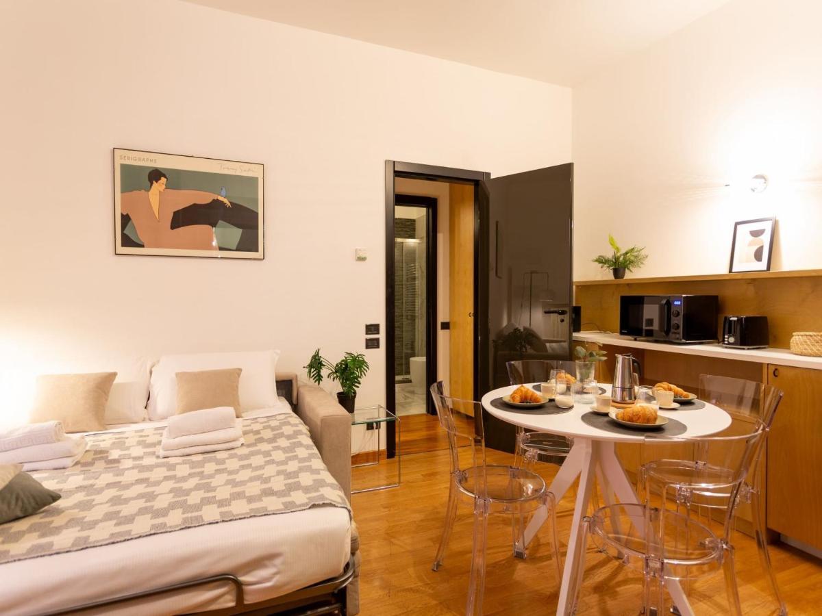 The Best Rent - Modern Apartment In The Center Milán Exterior foto